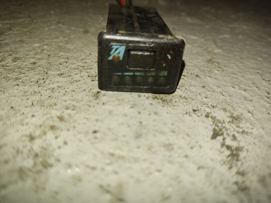 Centralka przełącznik benzyna gaz LPG Tartarini TAR326B