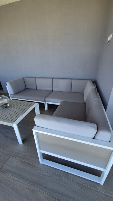 Conjunto de sofás e mesa de apoio de jardim447015131525959682