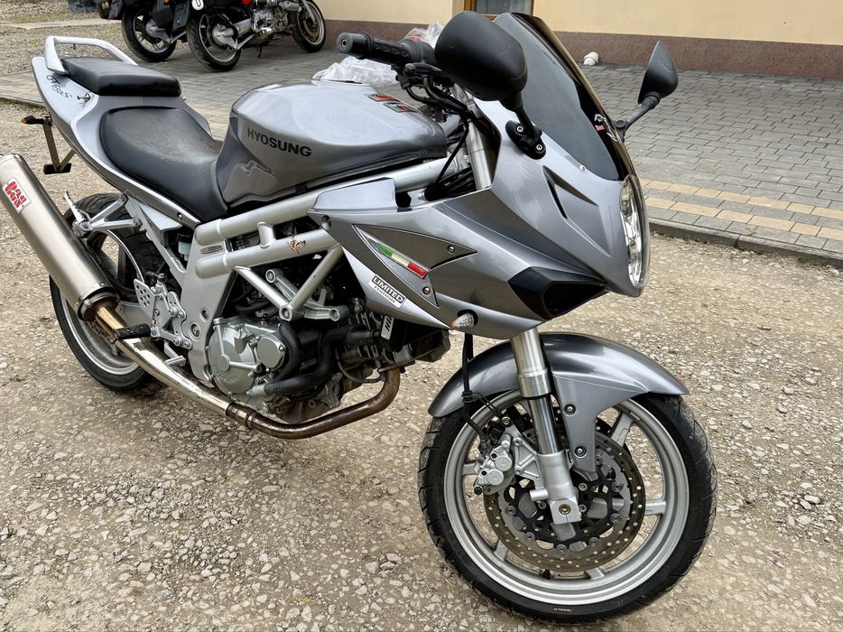 HYOSUNG GT650 -Transport