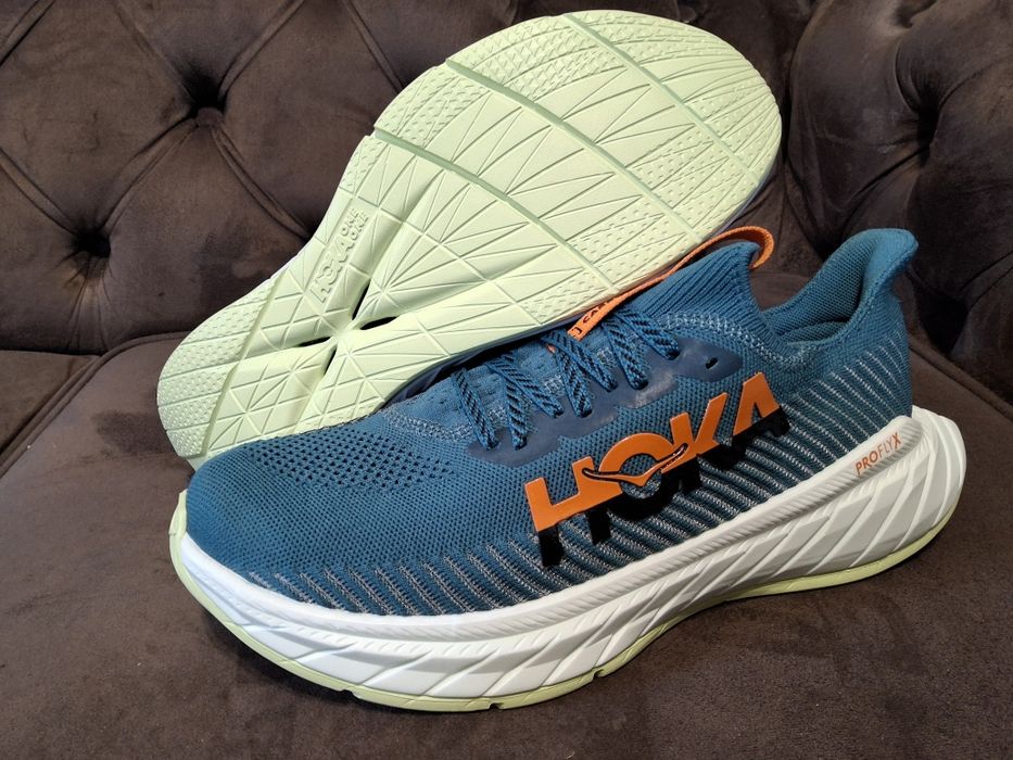 Hoka Carbon X3. Розмір 42 2/3. Устілка 27см до загину. Оригінал. Карбонова пластина