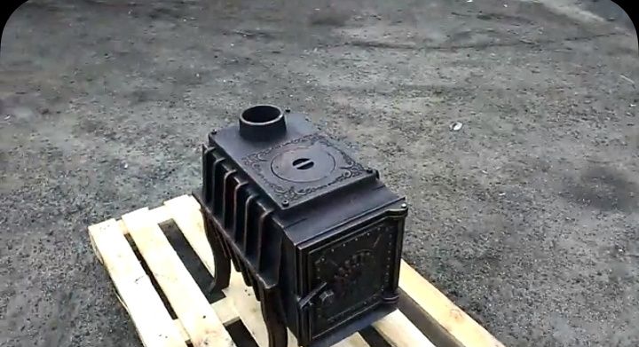Буржуйка чугунная с варочной поверхностью