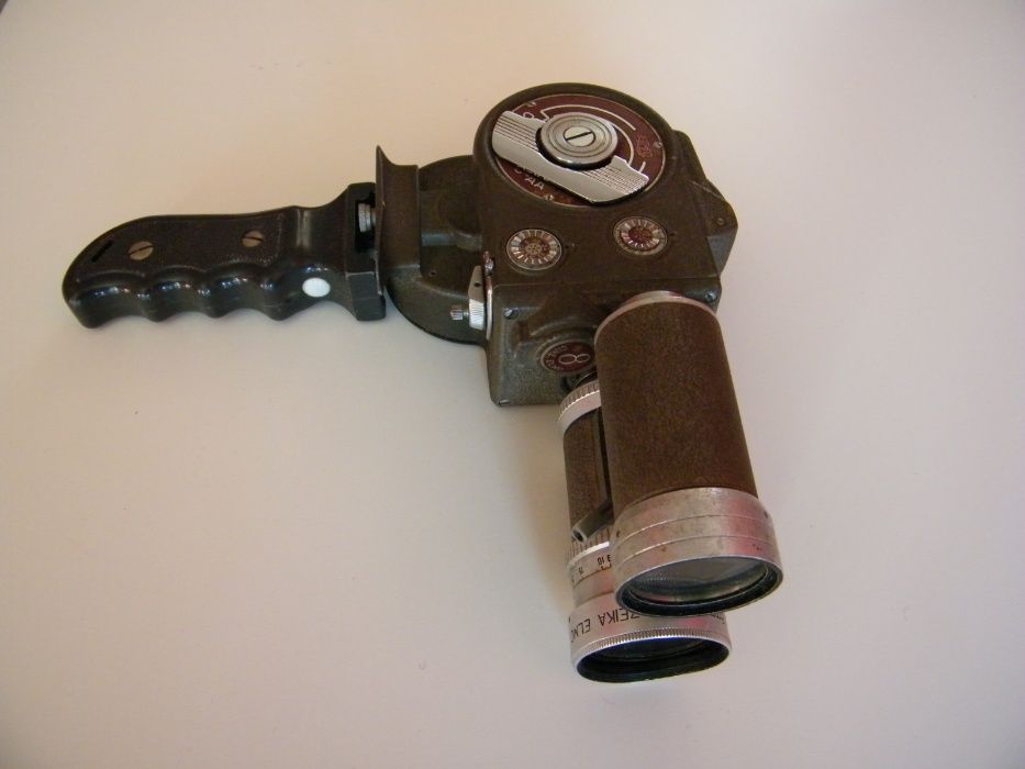 Projector e máquina de filmar Elmo