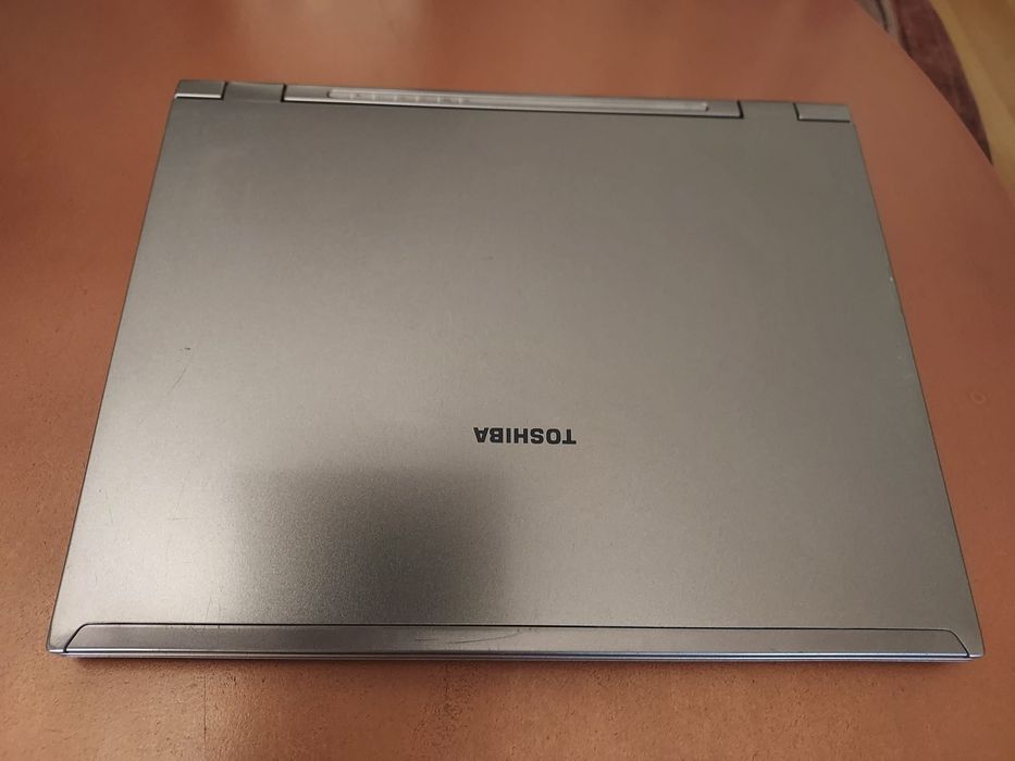Laptop Toshiba Portege R200 linux