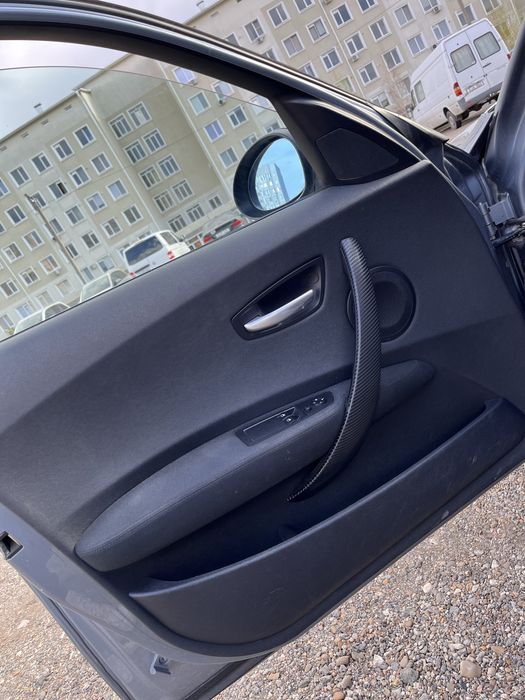 Bmw 1 2006  год газ/бензин