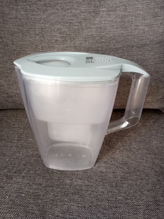 Dzbanek filtrujący wodę Dafi