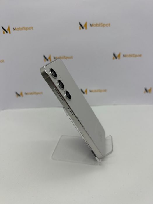 Samsung s24 Silver 8/256gb Neverlock