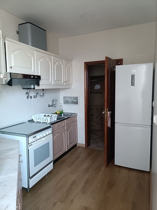 Quarto em T2 amadora