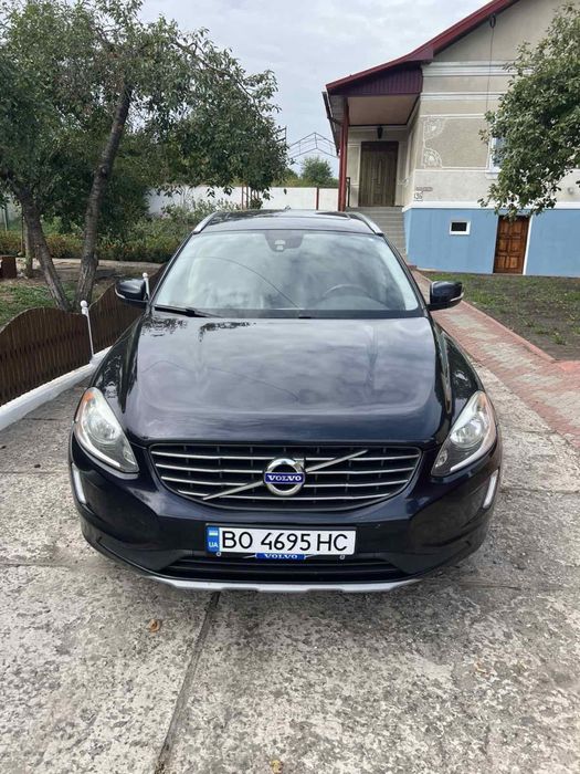 Автомобіль  Volvo XC60