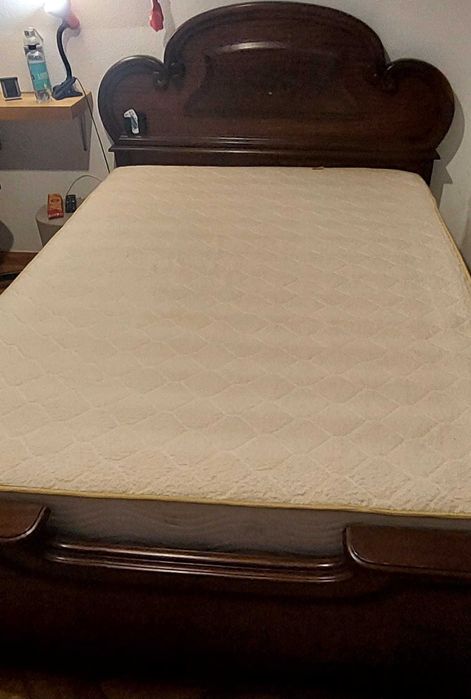 Cama de casal 140x200