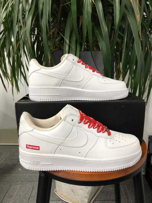 Nike Air Force 1 Low Supreme White R.39