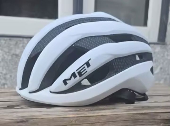 Kask MET trenta rozmiar L