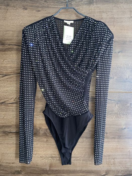 Tiulowe siateczkowe body z kamieniami strassu siateczka strass