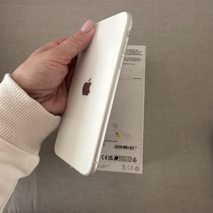 IPhone айфон 11 64GB