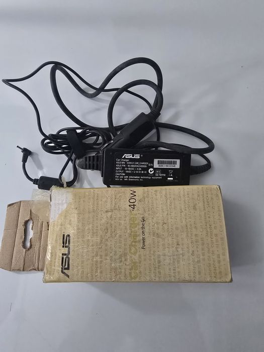 Asus Carregador Auto 40W Preto
