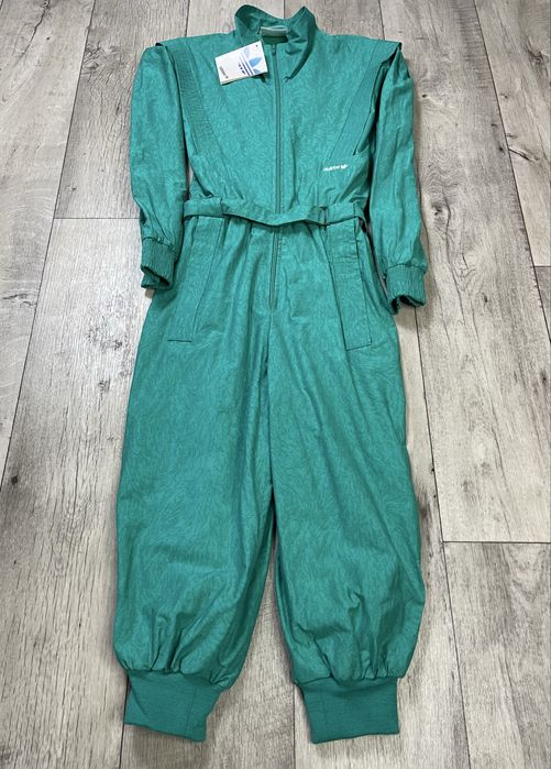 Adidas комбинезон 38 М размер винтажный женский на манжетах