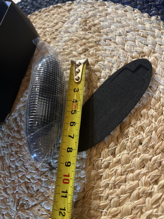 Поворотник MAZDA 323 626 MPV PREMACY MX-6