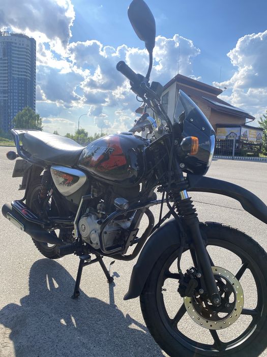 Bajaj Boxer 150x