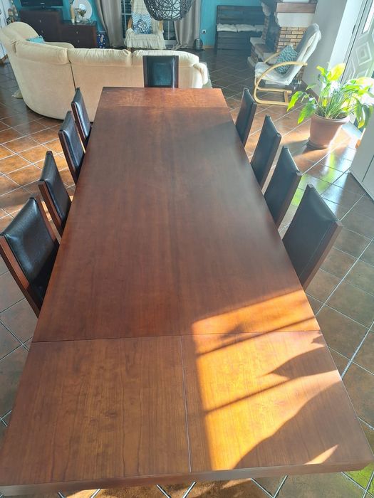 Mobília de sala em madeira