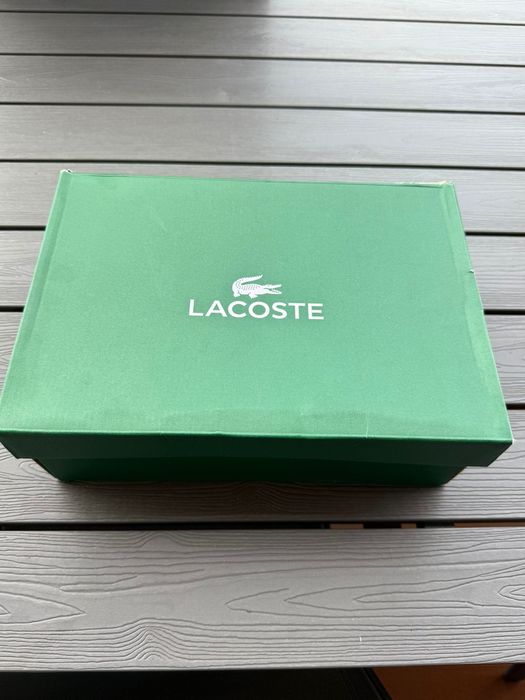 Sapatilhas Lacoste novas