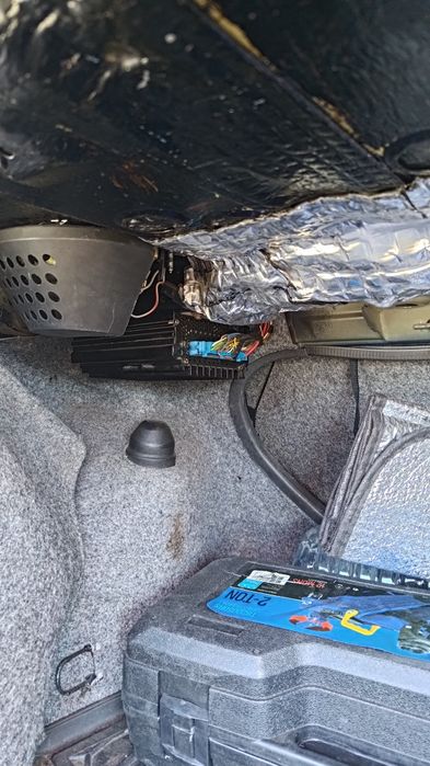 Опель Омега 2000г.