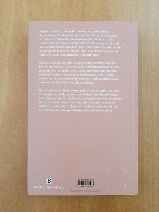As 100 Melhores Crónicas de Miguel Esteves Cardoso