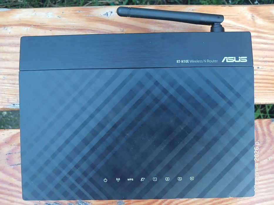 Роутер Асус RT- N10E