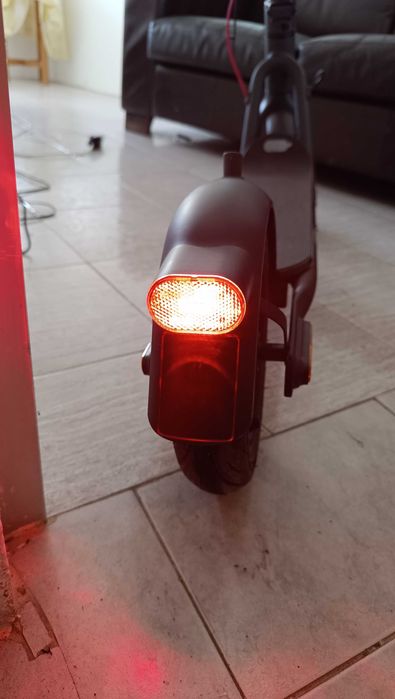 Tronet 1 mês e meio de uso. Nova ainda.