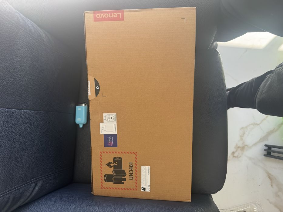 Lenovo Yoga  9  2in1 14ill10