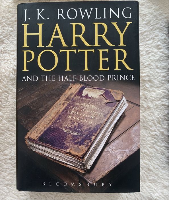 Coleção dos livros Harry Potter da autora J.K Rowling