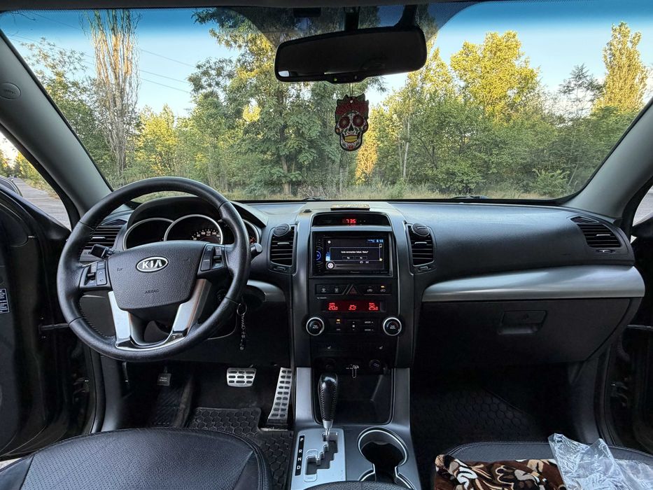 Автомобіль Kia Sorento