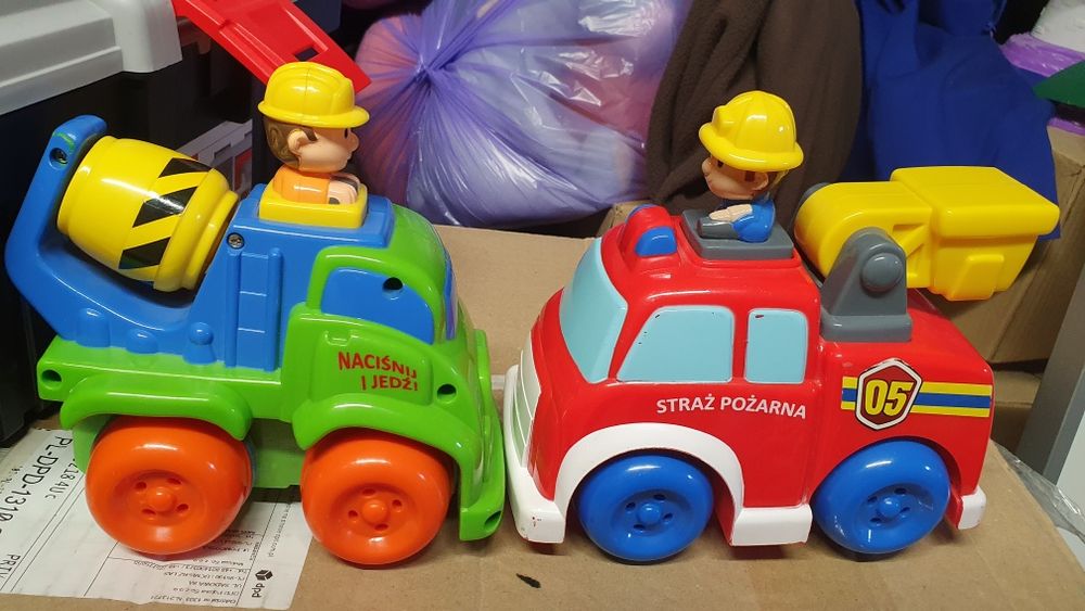 Sprzedam dwa pojazdy dla chlopca