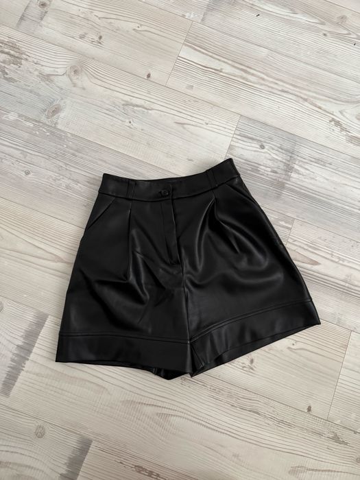 Шорты из кож зам