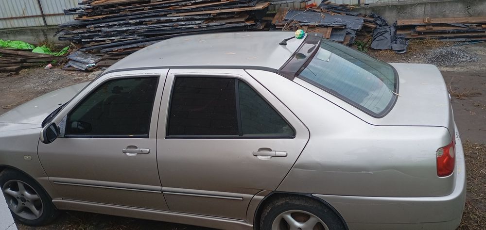 Чері Амулет                   .