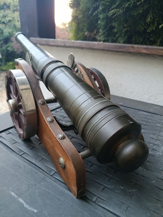Potężna Armata z  46 cm 7 kg – Bardzo Ciężka, Replika