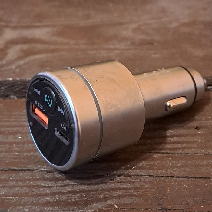 Transmiter FM Bluetooth Rainson | Ładowarka Samochodowa USB | Dobra Jakość