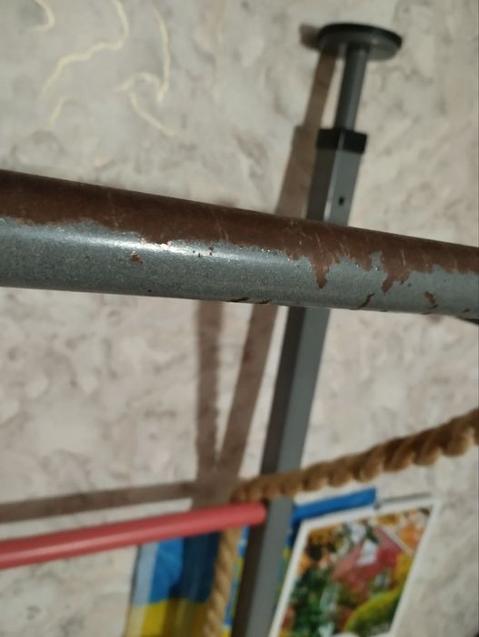 Шведська стінка б/у з планкою для пресу