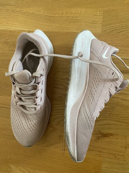 Nike air zoom pegasus 38 розмір 40,5