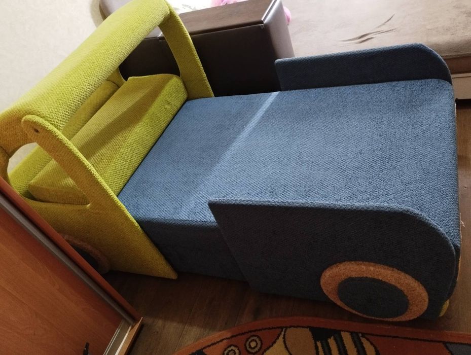 Кровать трансформер грузовичек