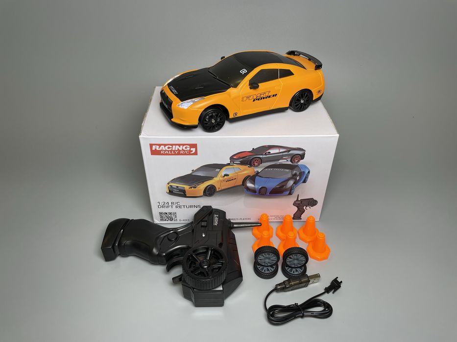 Радиоуправляемая дрифт машинка на радиоуправлении на радіокеруванні