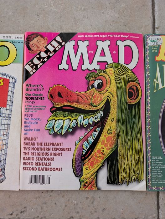MAD revista humorística americana 3 exemplares de 1992 e 1997