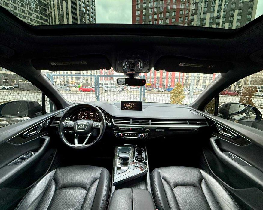 Продаж гарного Audi Q7