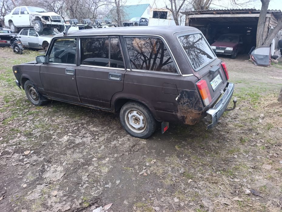Ваз 2104.      .