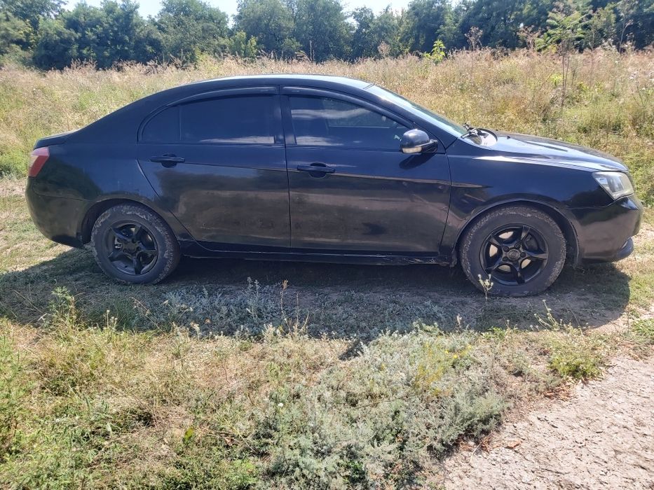 Geely Emgrand 7 (EC7)  Джили Эмгранд