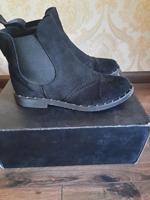 Ботинки кожаные челси демисезонные