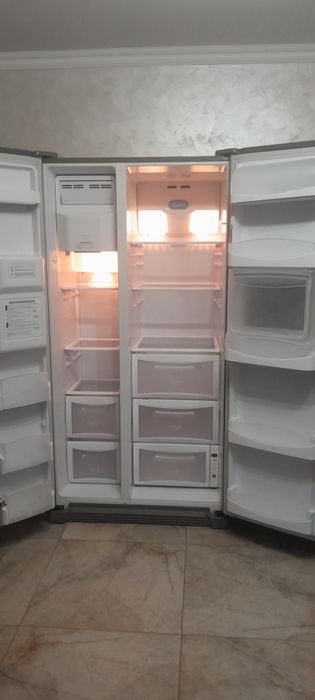 Продам холодильник