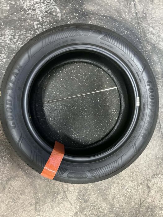 215/55/17 GOODYEAR EfficientGrip Performance2 98W pojedyńcza!!!
