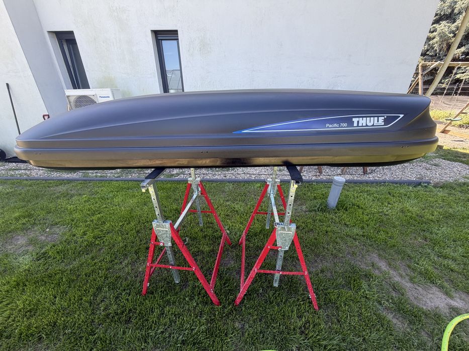 Box dzchowy  thule pacyfic 700