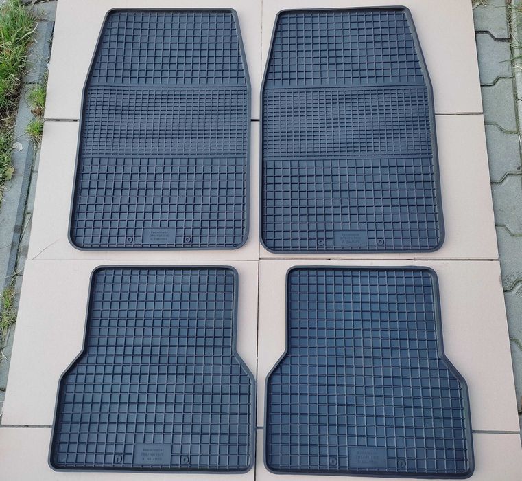 NOWE Dywaniki gumowe SUZUKI VITARA 88-99r dopasowane korytka korytko