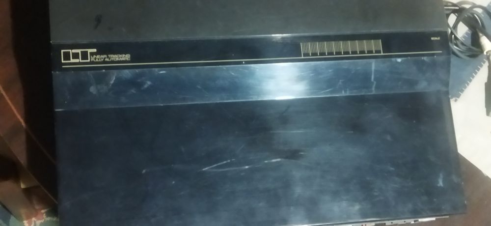 Gira discos Linear Mitsubishi LT80