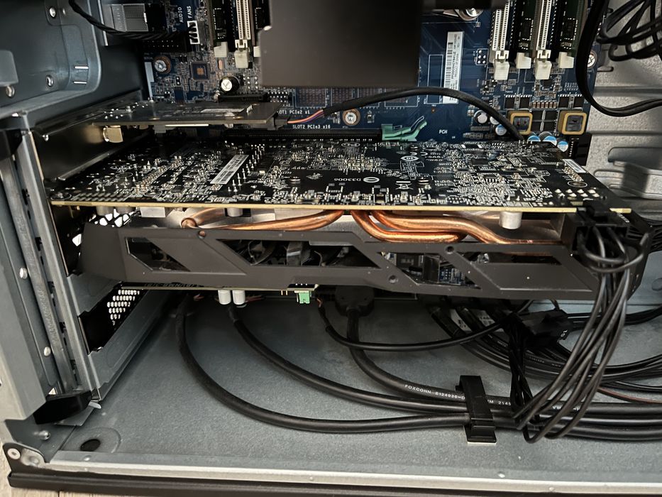 Komputer HP Z440 Workstation 64 GB Ram SSD 512GB 700W RX570 8GB
